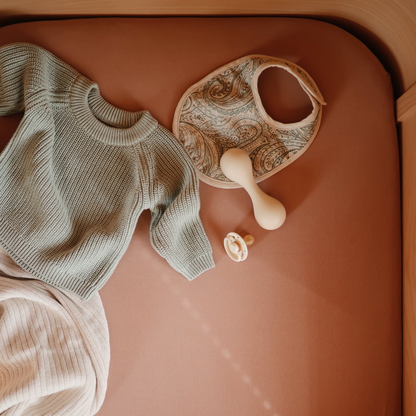 Stretchy Crib Sheet - Babies in Bloom