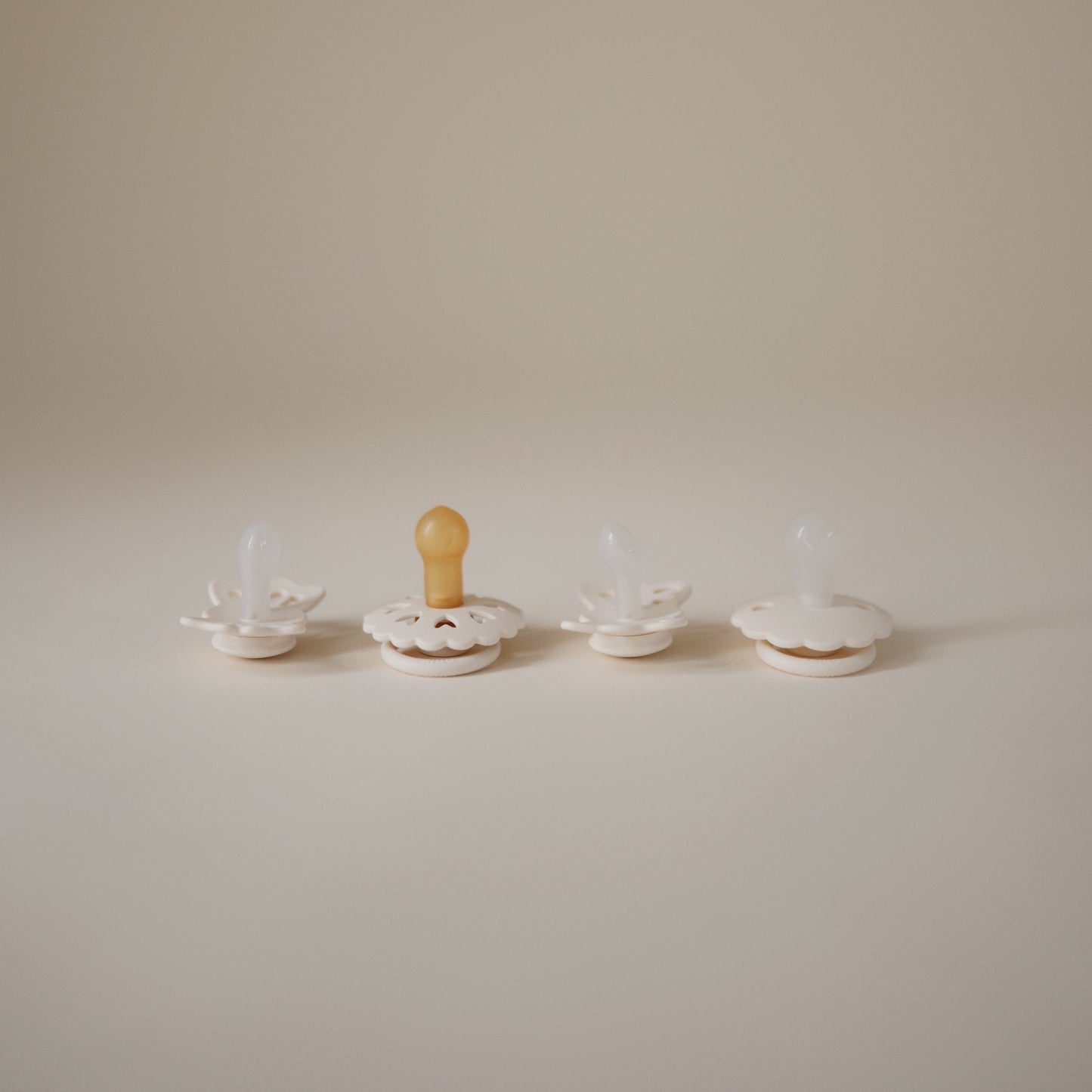 FRIGG Baby's First Pacifier Floral Heart (Cream) 4-Pack - Babies in Bloom