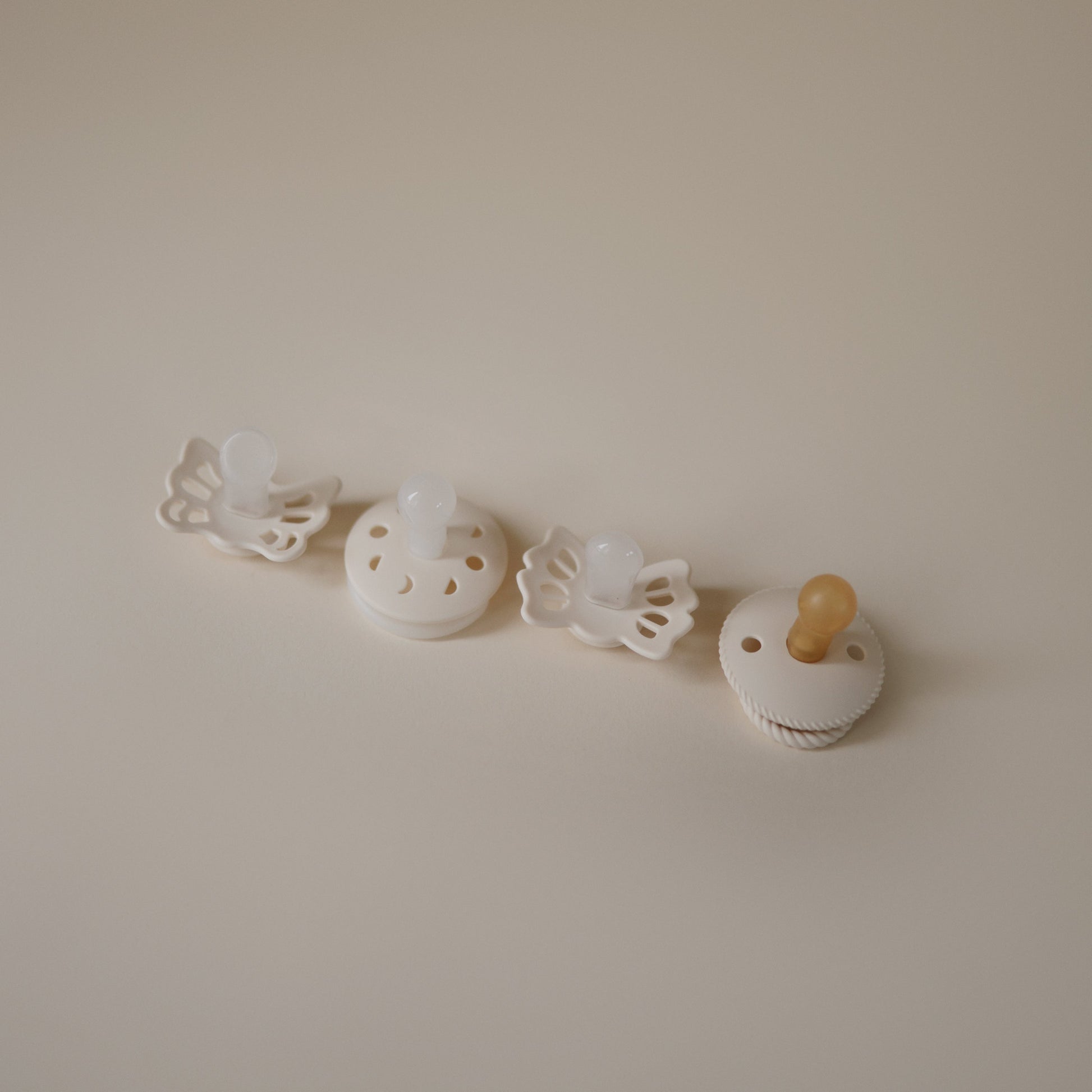 FRIGG Baby's First Pacifier Moonlight Sailing (Cream) 4-Pack - Babies in Bloom