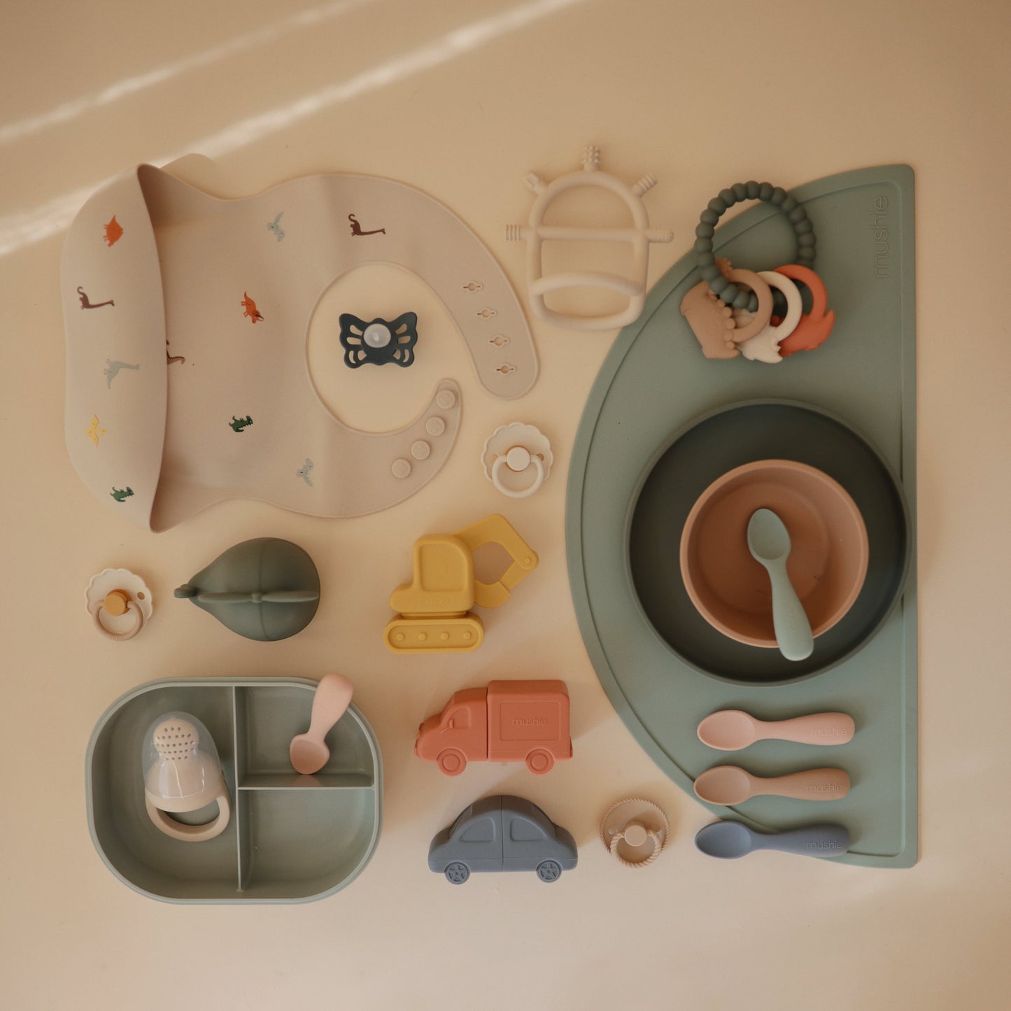 Classic Silicone Suction Plate - Babies in Bloom
