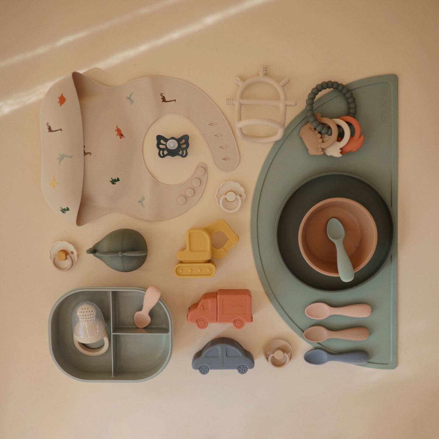 Silicone Toddler Starter Spoons - Babies in Bloom