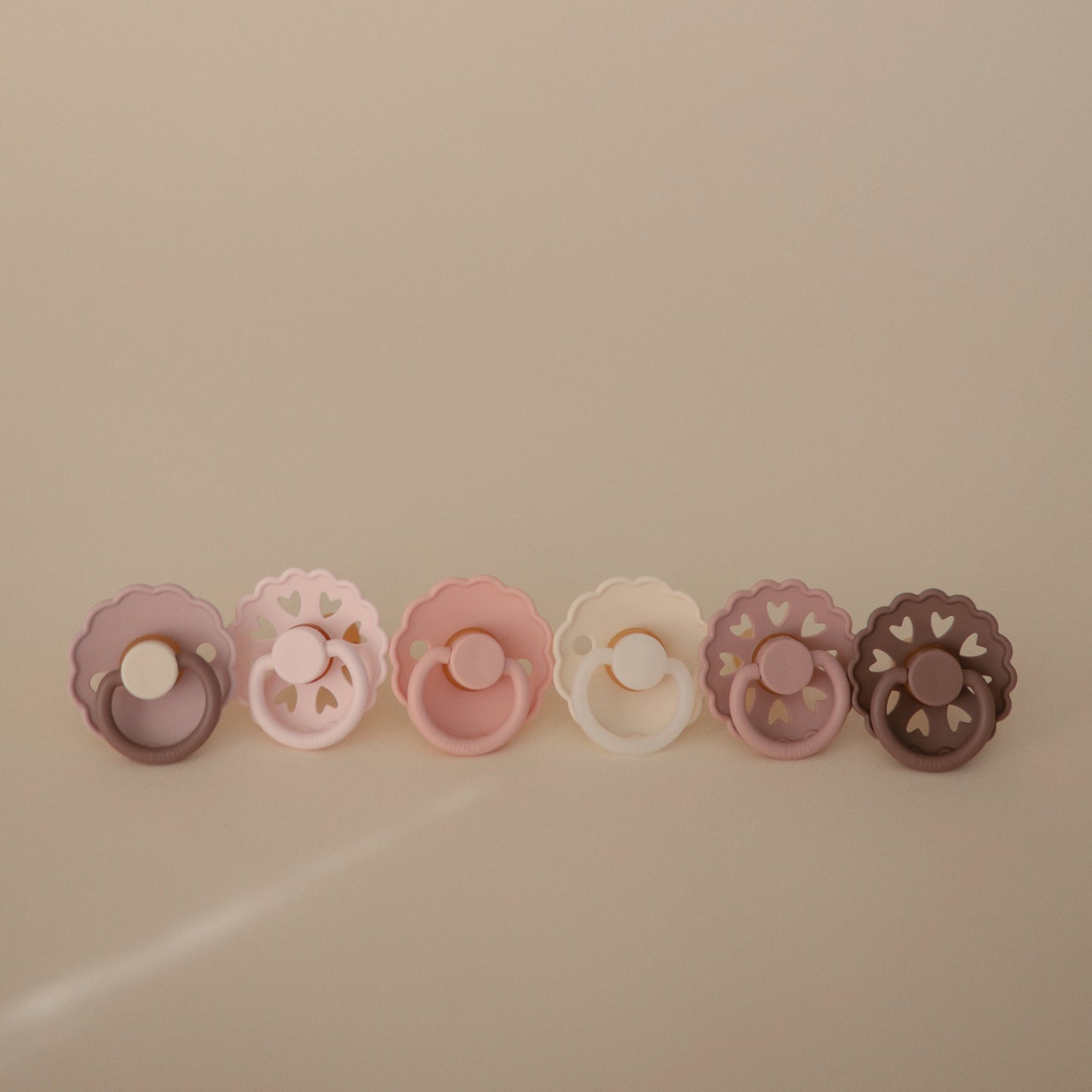 FRIGG Silicone Pacifier 6-Pack - Babies in Bloom