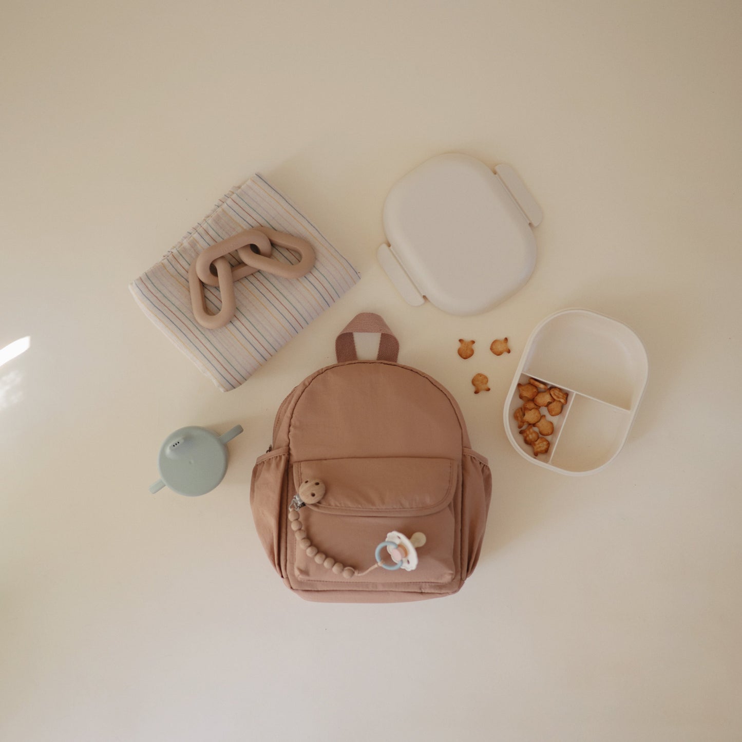 Silicone Pacifier Clip | Hera - Babies in Bloom