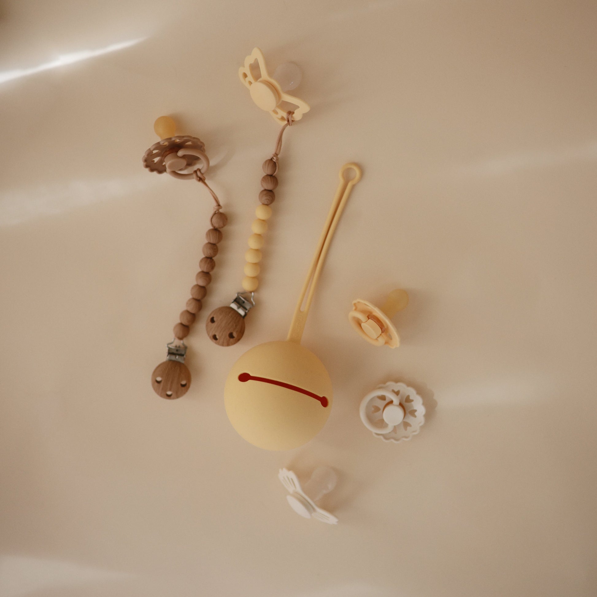 Silicone Pacifier Clip | Eva - Babies in Bloom