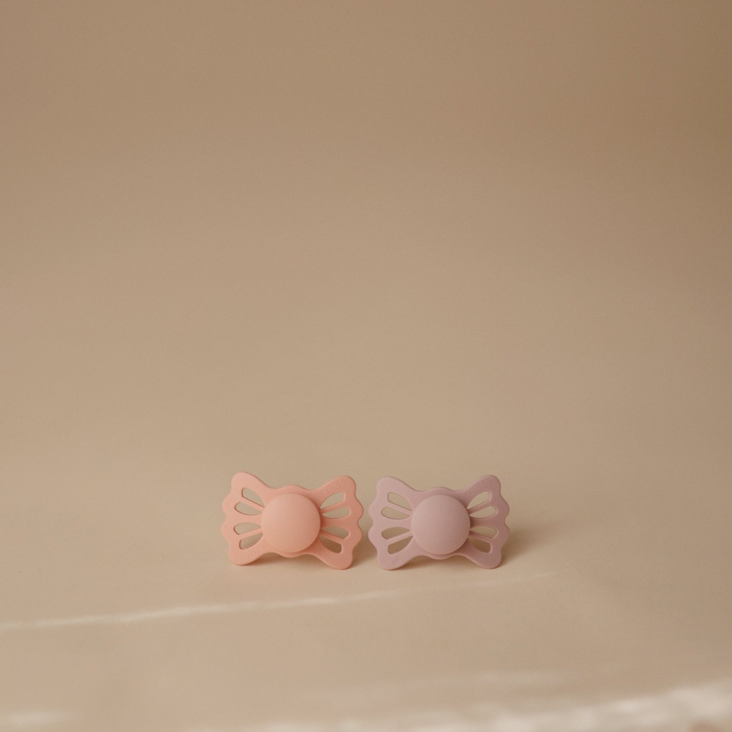 FRIGG Lucky Symmetrical Silicone Pacifier 2-Pack (6-18 Months) - Babies in Bloom