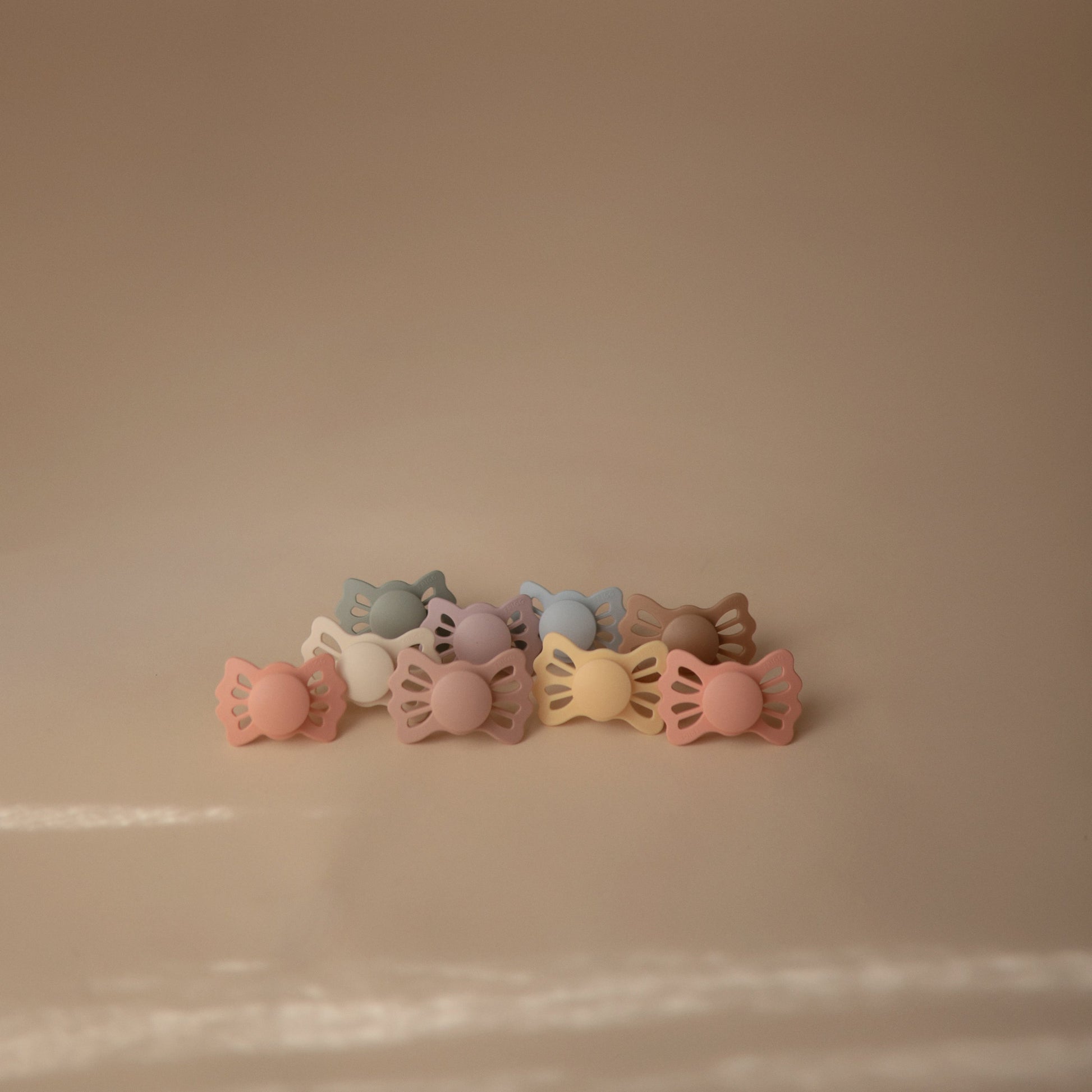 FRIGG Lucky Symmetrical Silicone Pacifier 2-Pack (6-18 Months) - Babies in Bloom