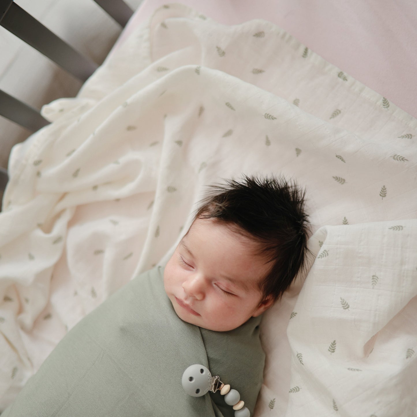 Mini Muslin Crib Sheet - Babies in Bloom