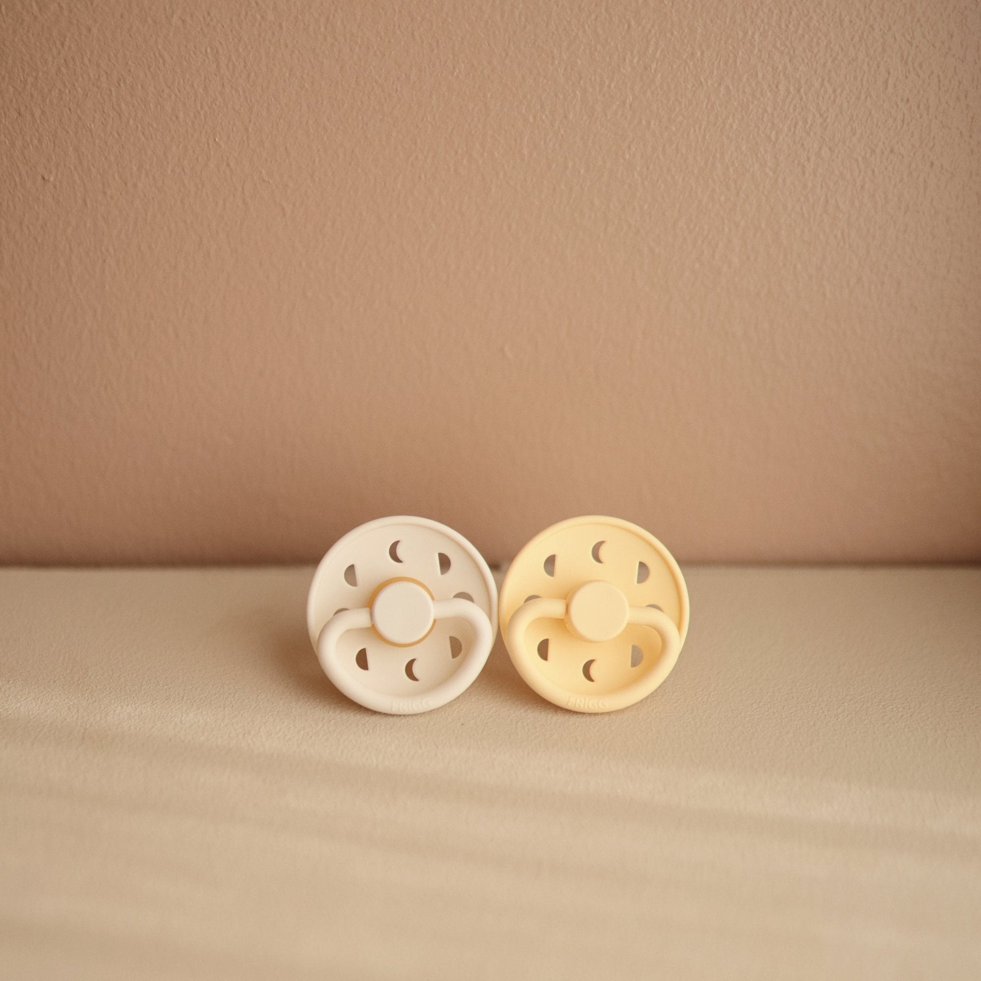 FRIGG Moon Silicone Pacifier 2-Pack - Babies in Bloom