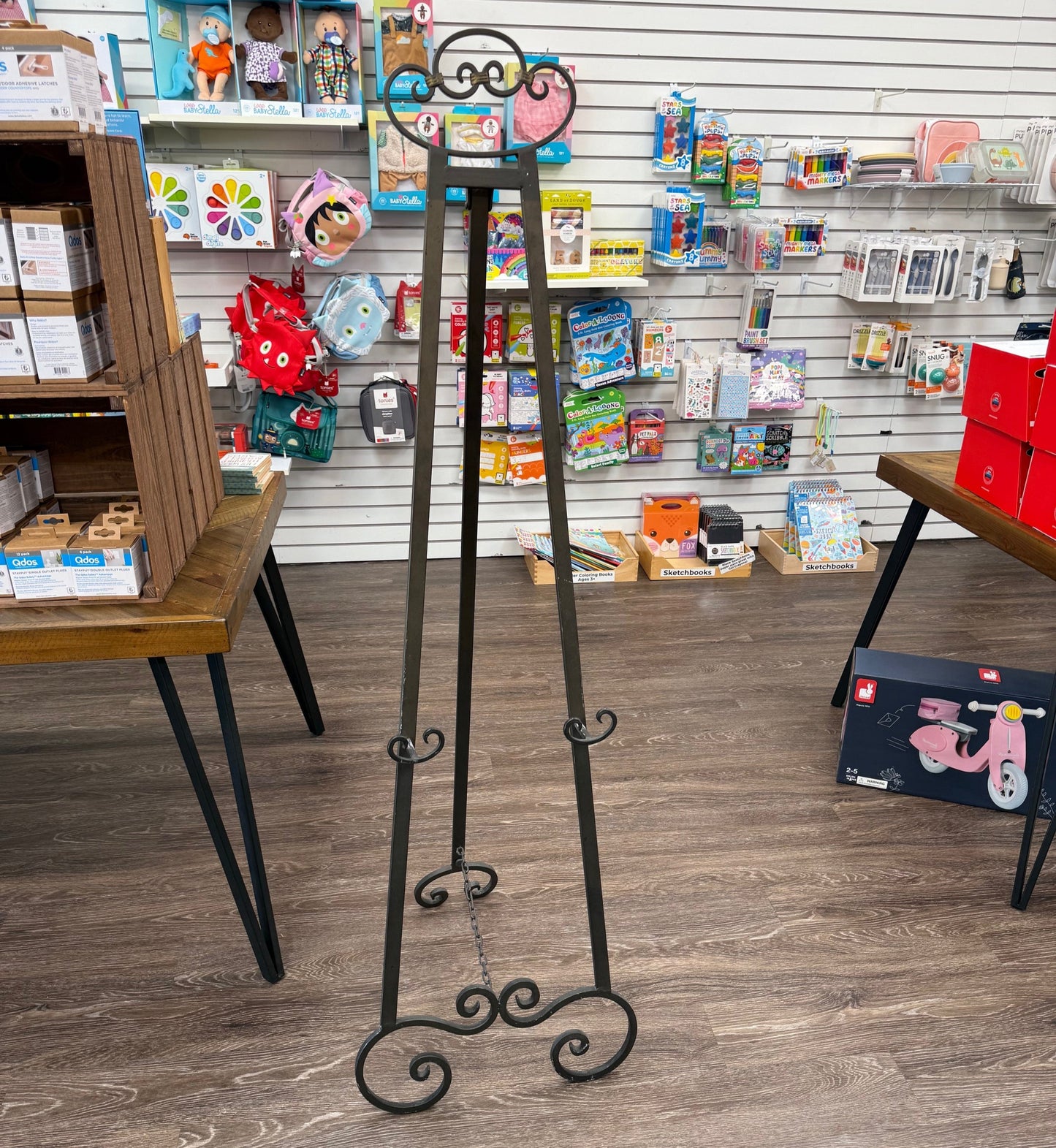 Metal A-Frame Standing Easel