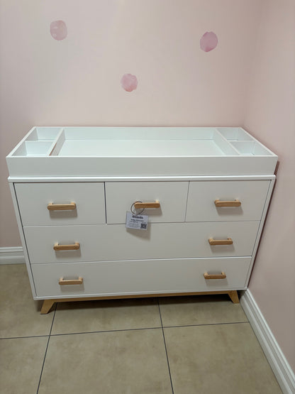Soho 5-Drawer Dresser & Changing Tray FLOOR MODEL