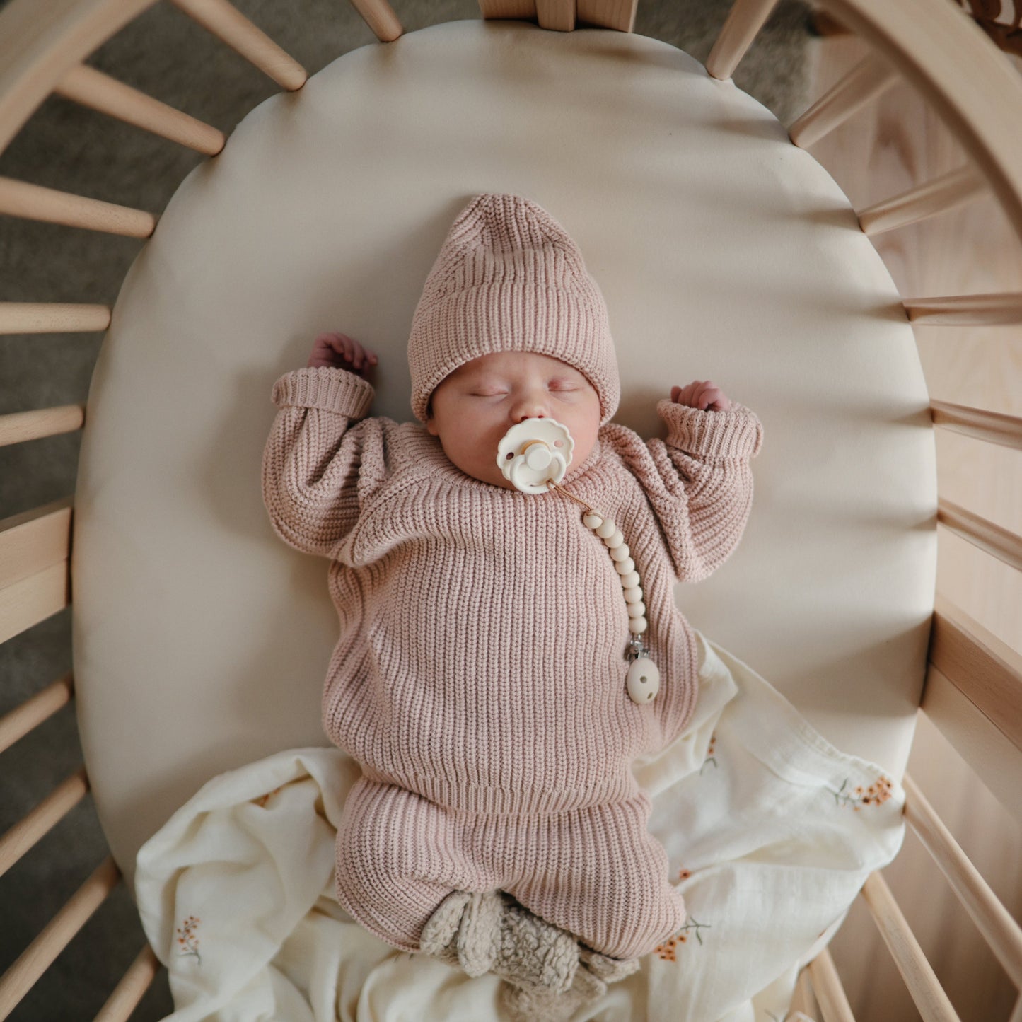 Stretchy MINI Crib Sheet - Babies in Bloom