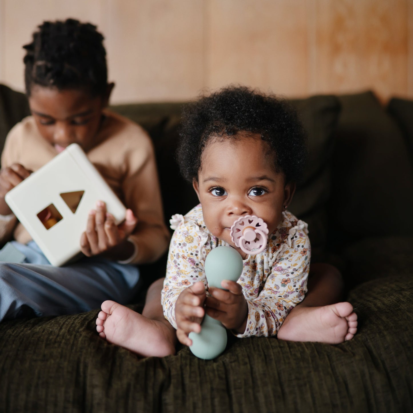 Silicone Baby Rattle Toy - Babies in Bloom