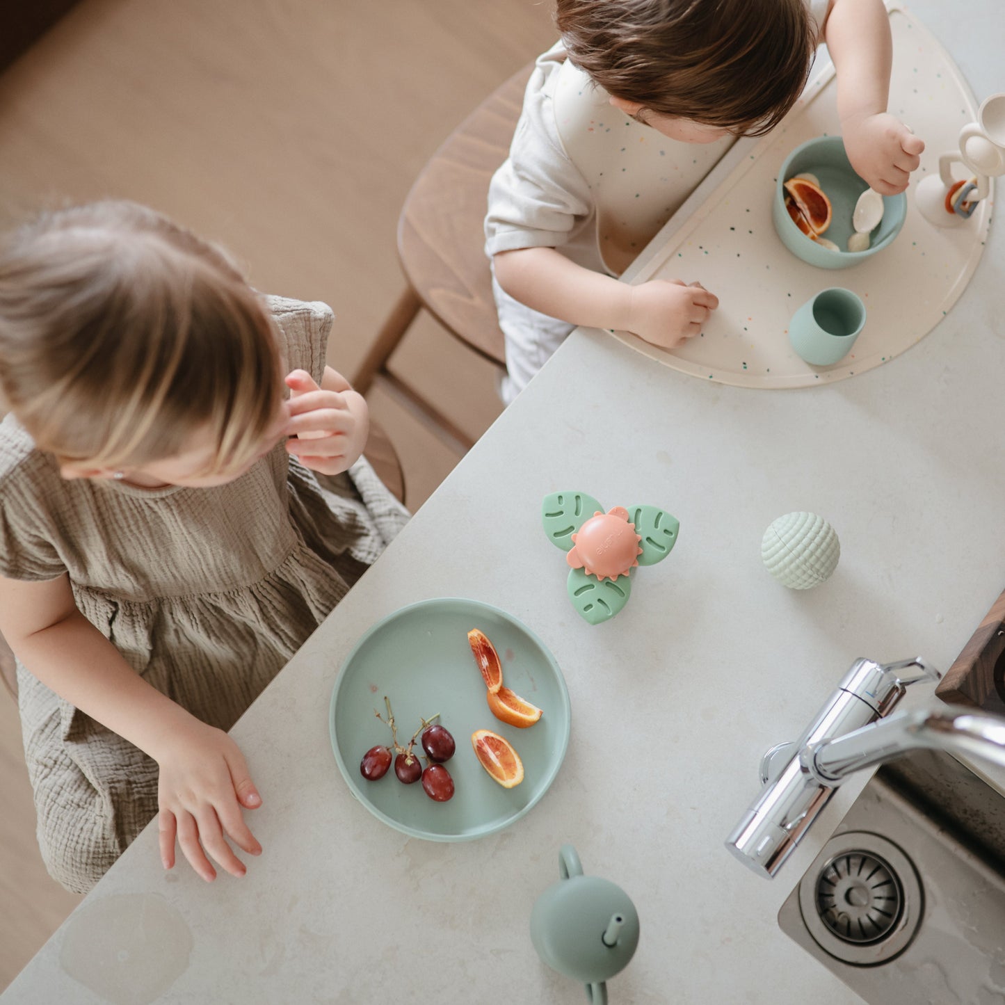 Classic Silicone Suction Plate - Babies in Bloom