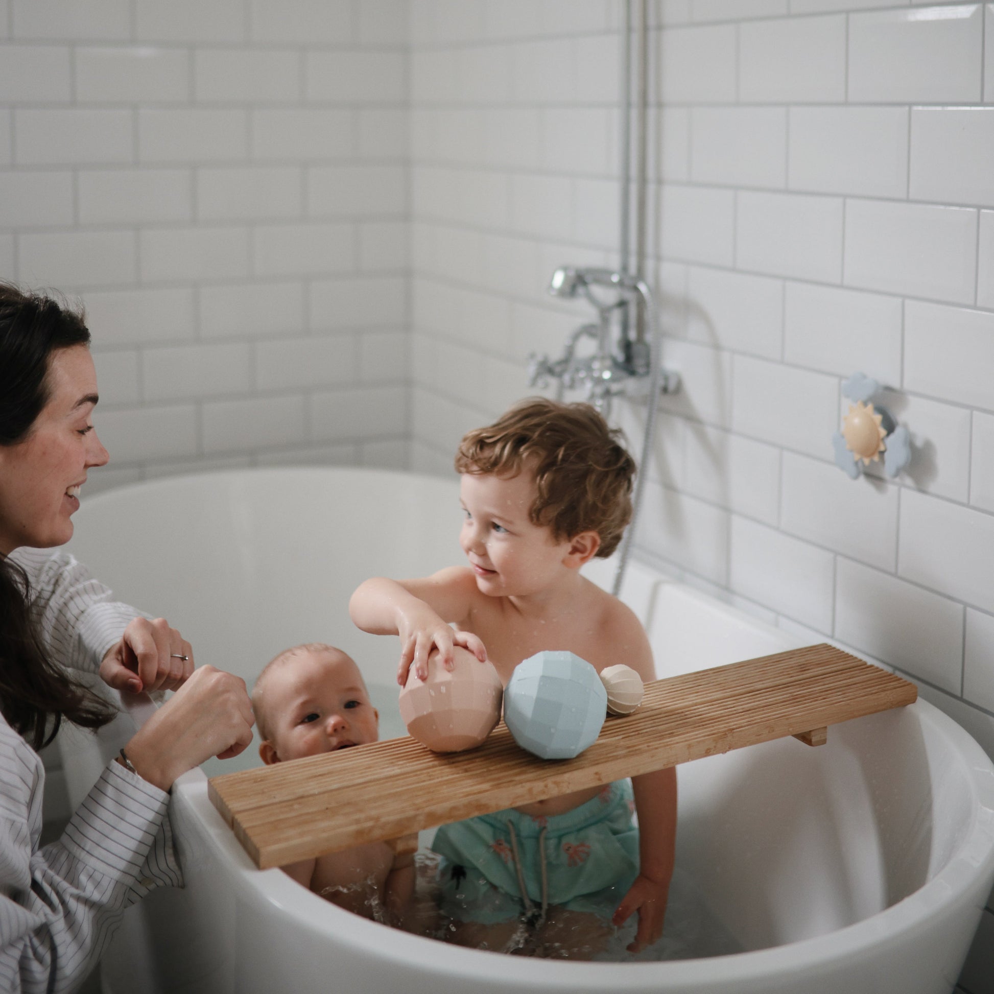 Nesting Spheres Sensory Toy - Babies in Bloom