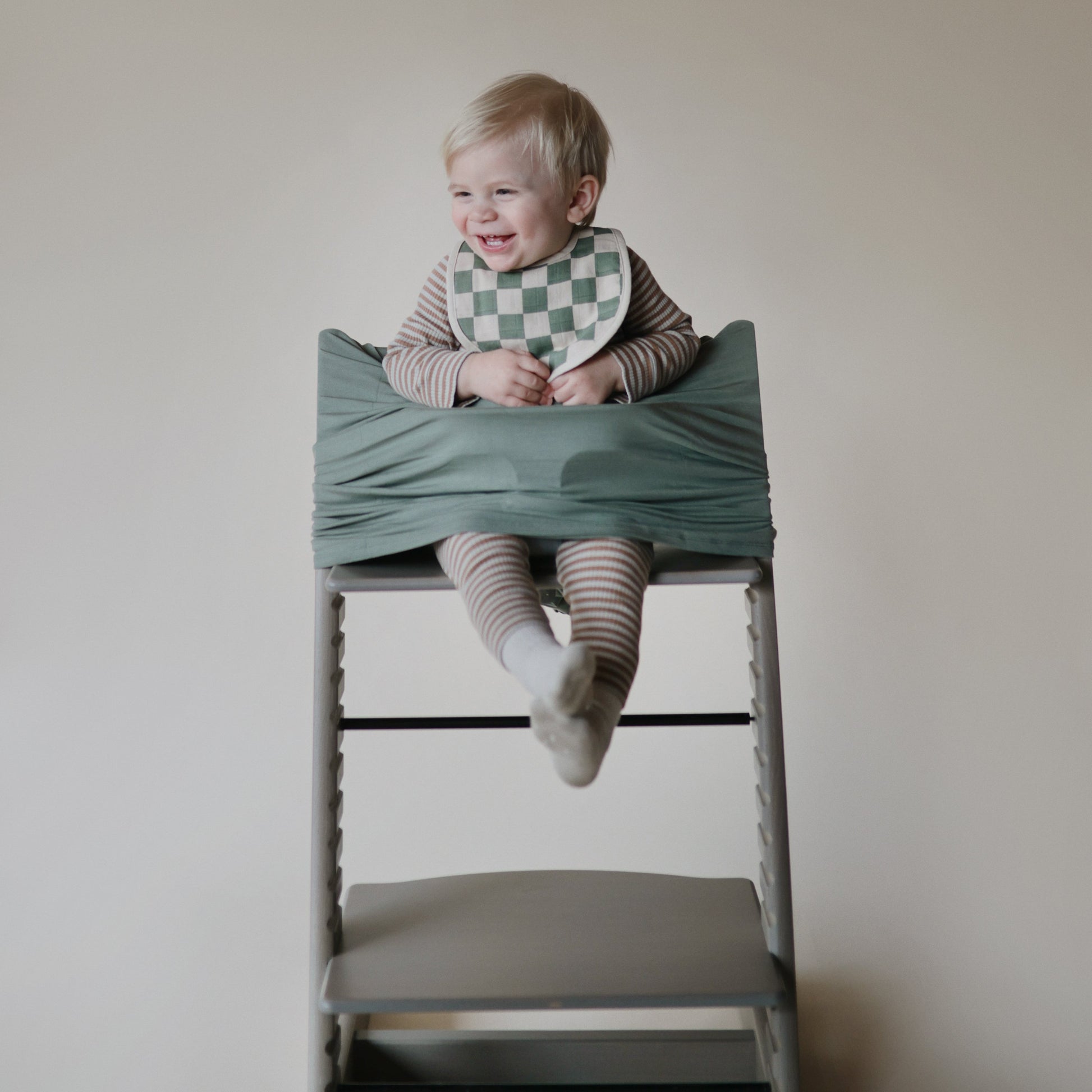 Muslin Bib - Babies in Bloom