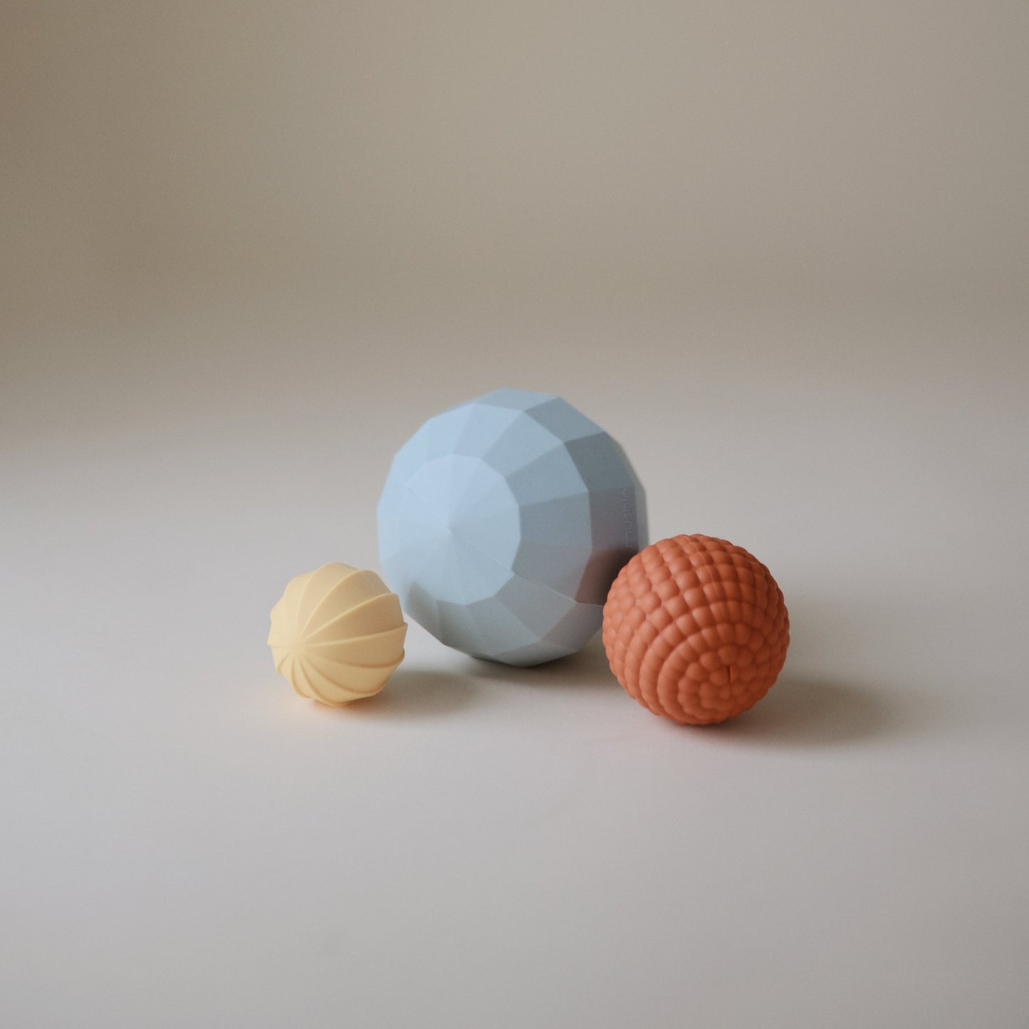 Nesting Spheres Sensory Toy - Babies in Bloom