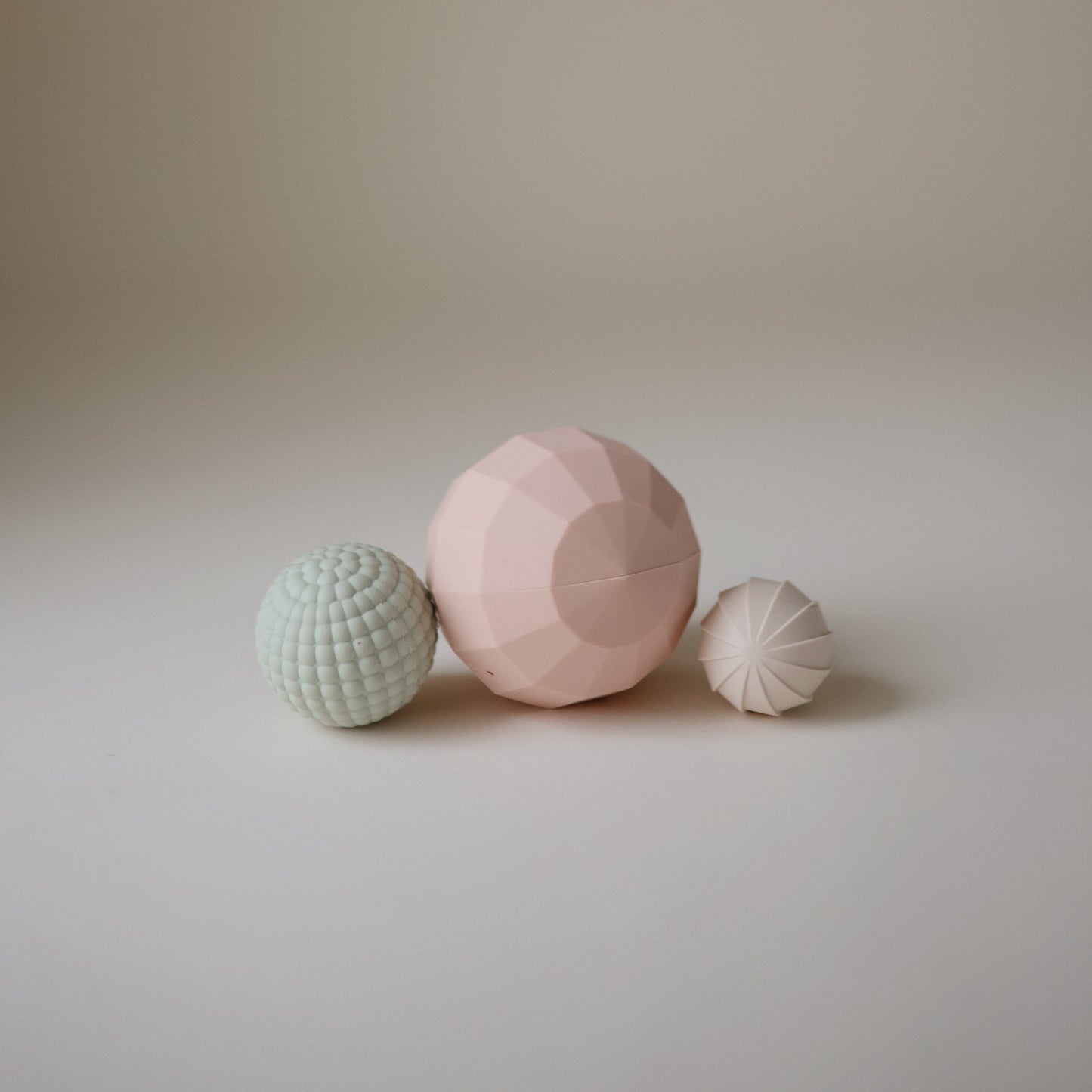 Nesting Spheres Sensory Toy - Babies in Bloom