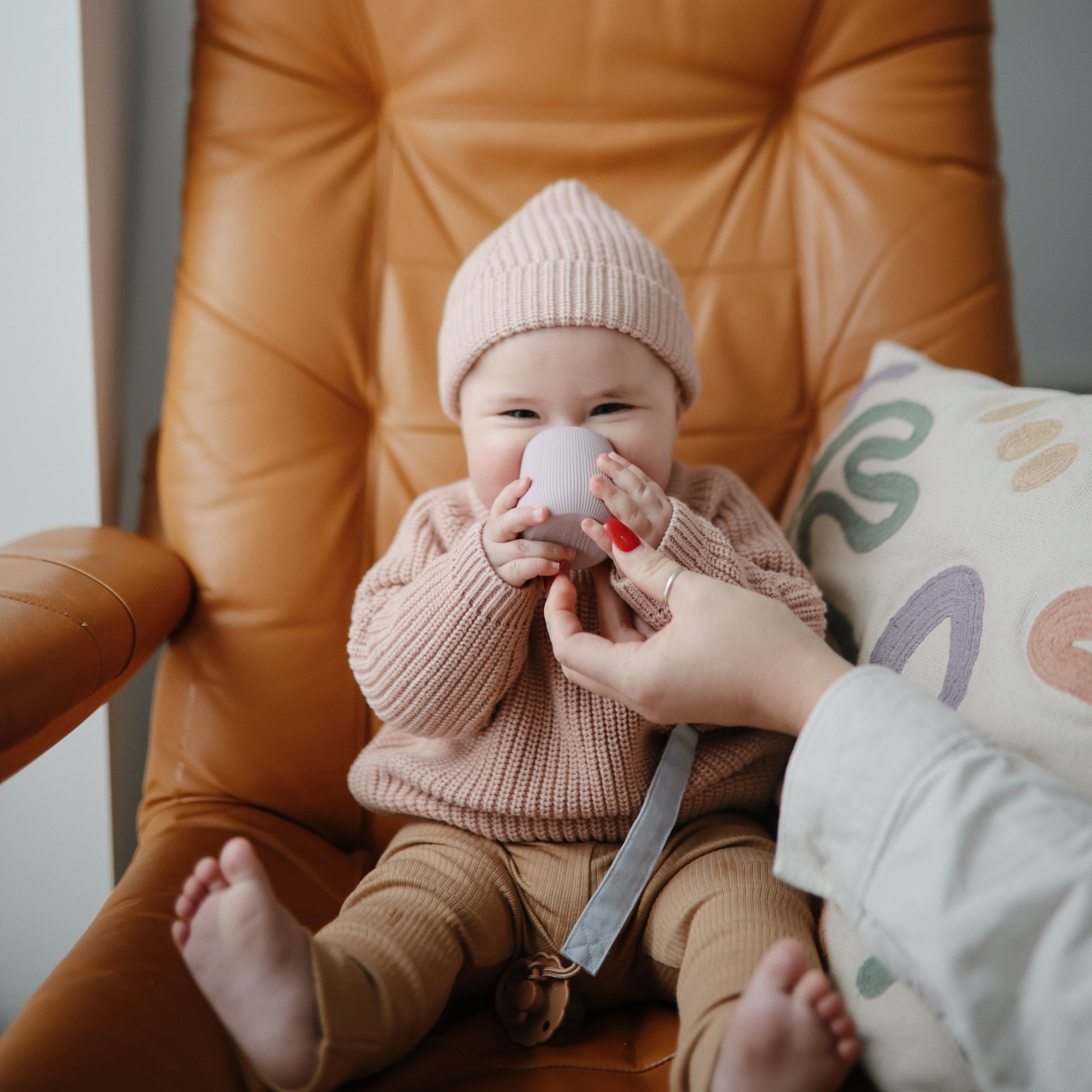 Linen Pacifier Clip 2-Pack - Babies in Bloom