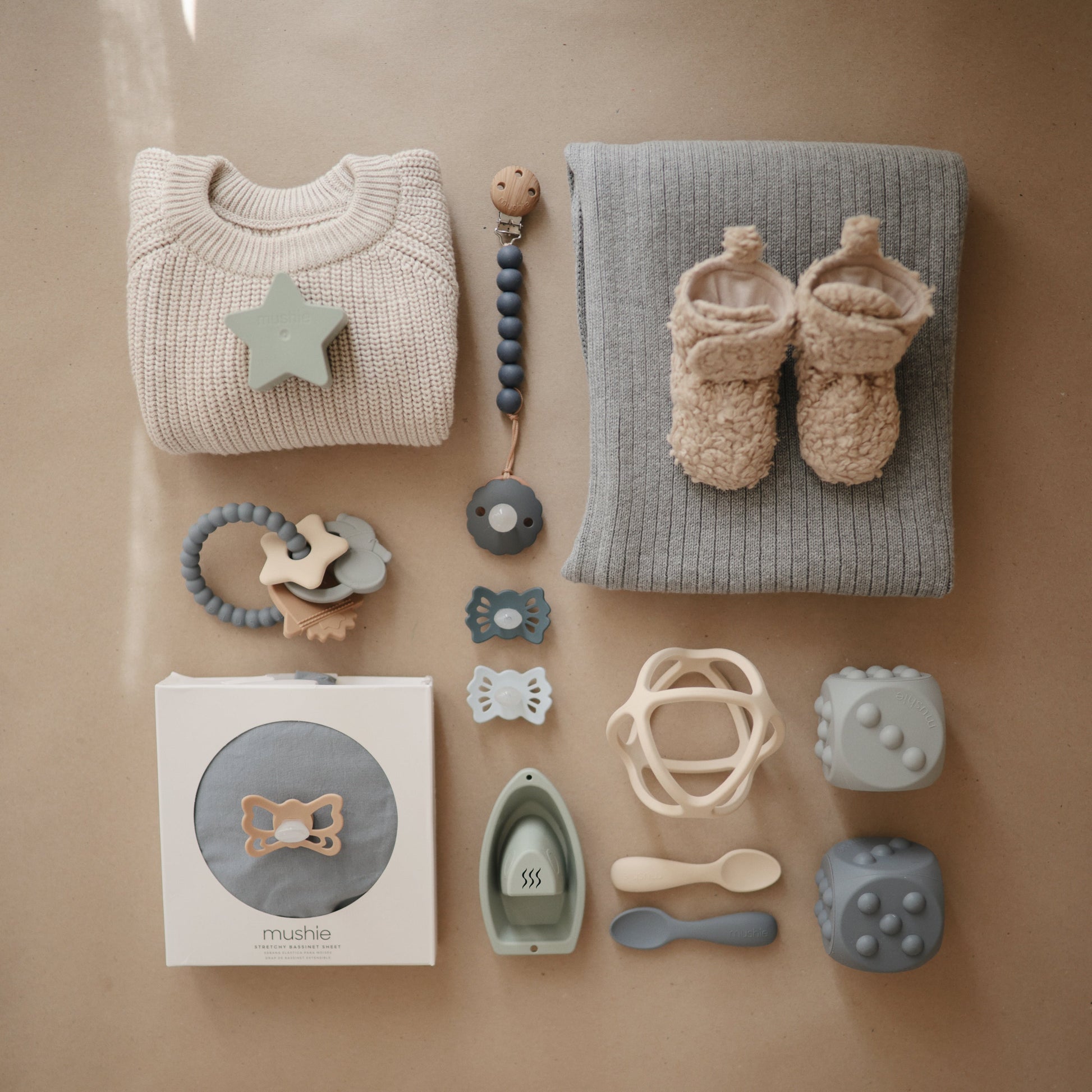 Silicone Toddler Starter Spoons - Babies in Bloom