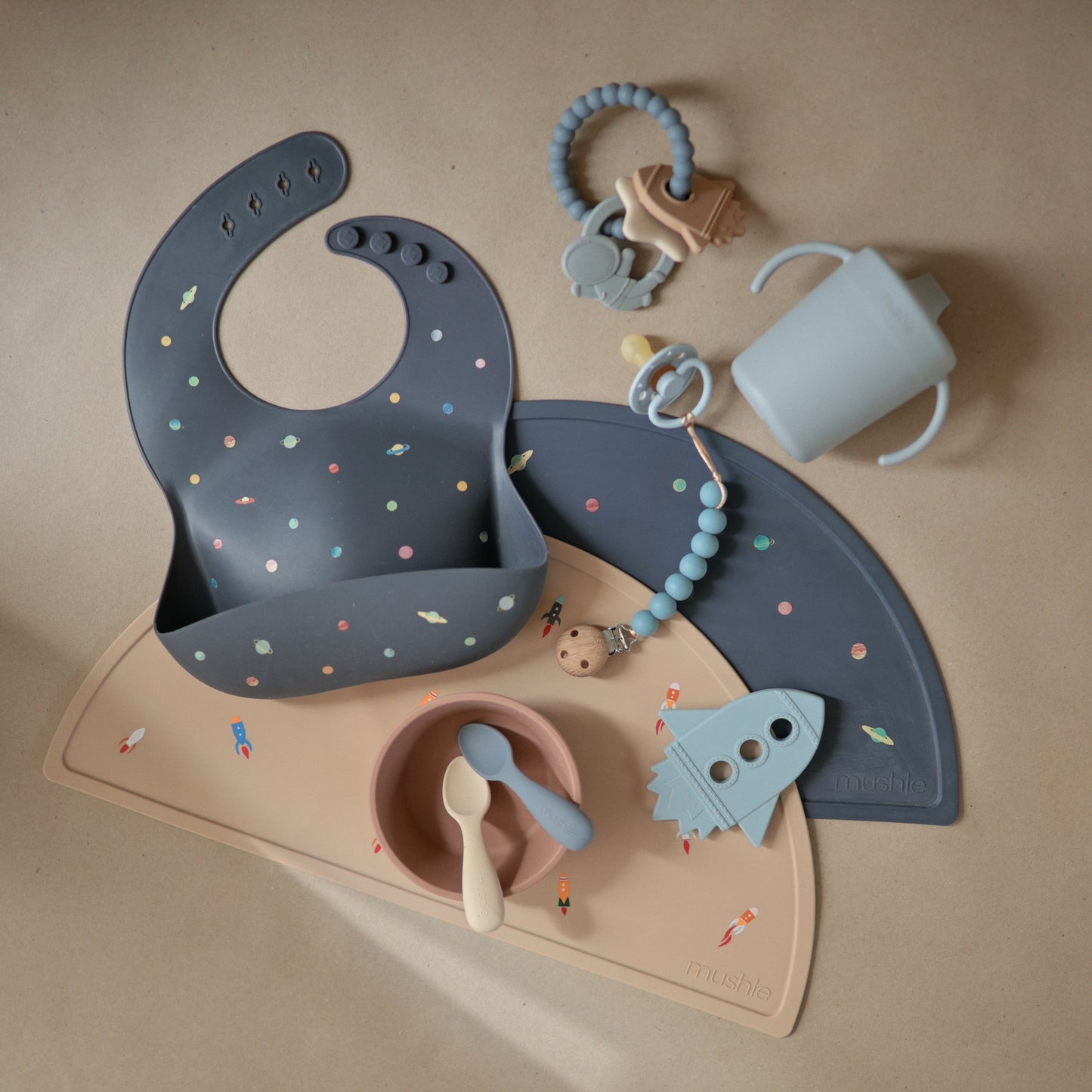 FRIGG Moon Natural Rubber Pacifier 2-Pack - Babies in Bloom