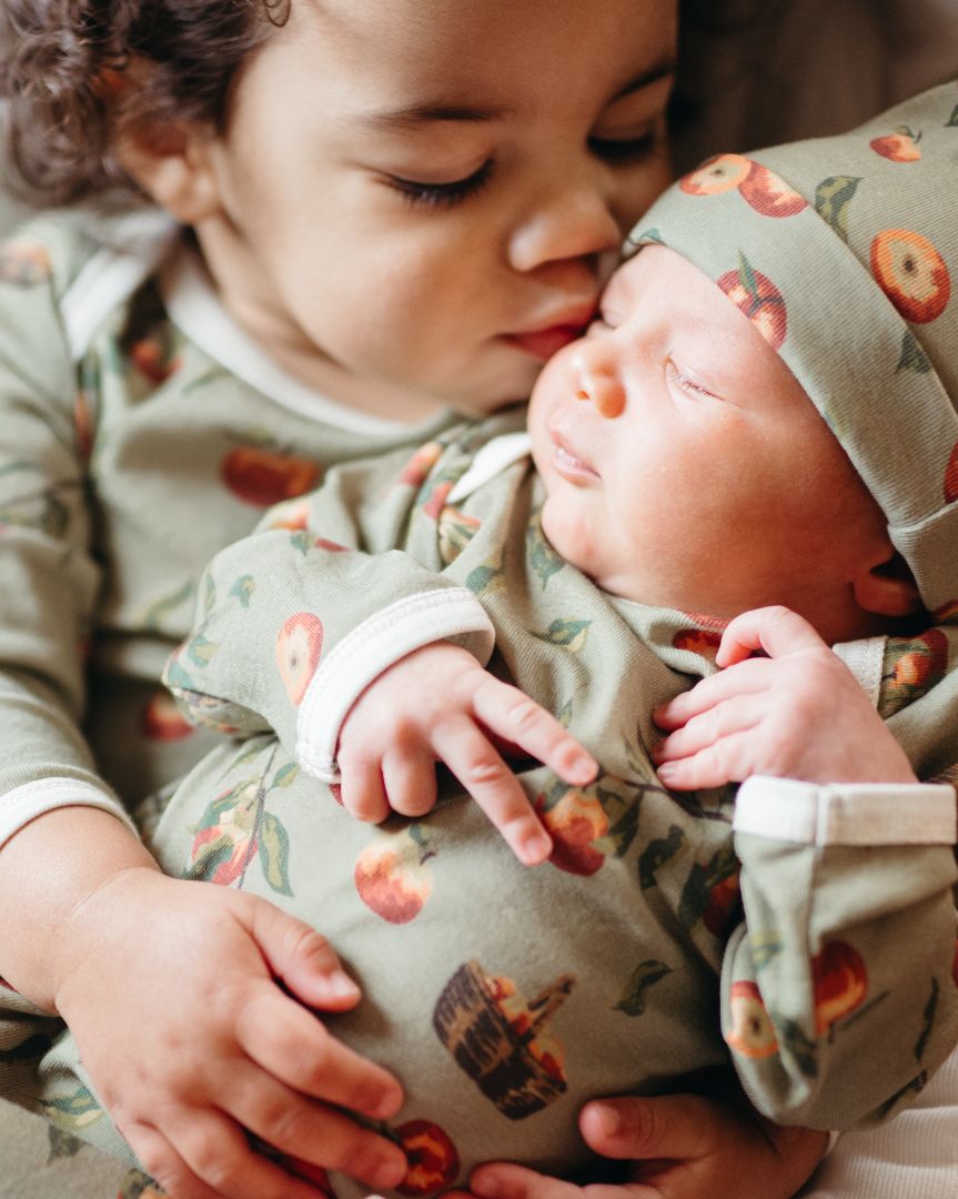Apple Orchard Organic Cotton Newborn Gown & Hat Set