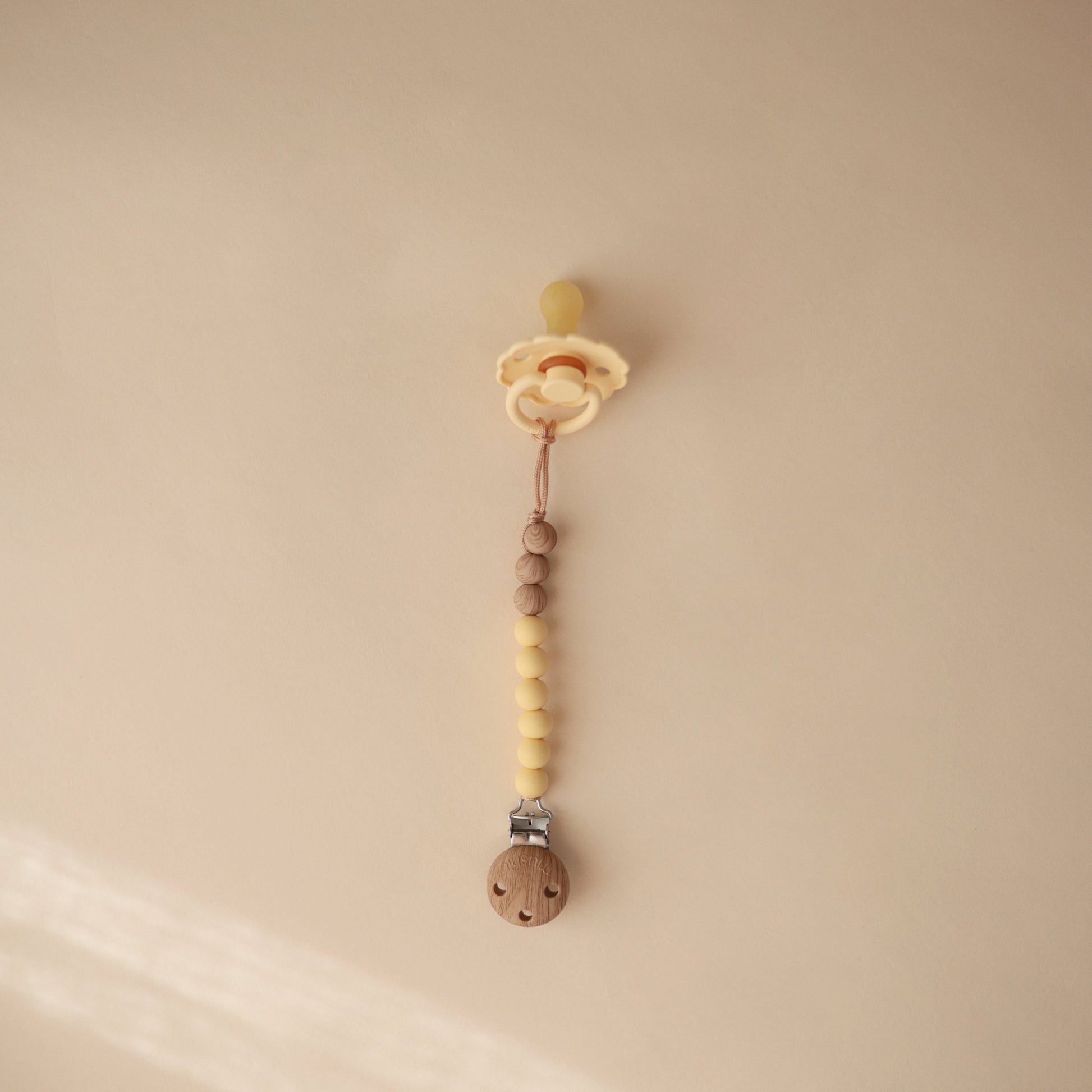 Silicone Pacifier Clip | Eva - Babies in Bloom