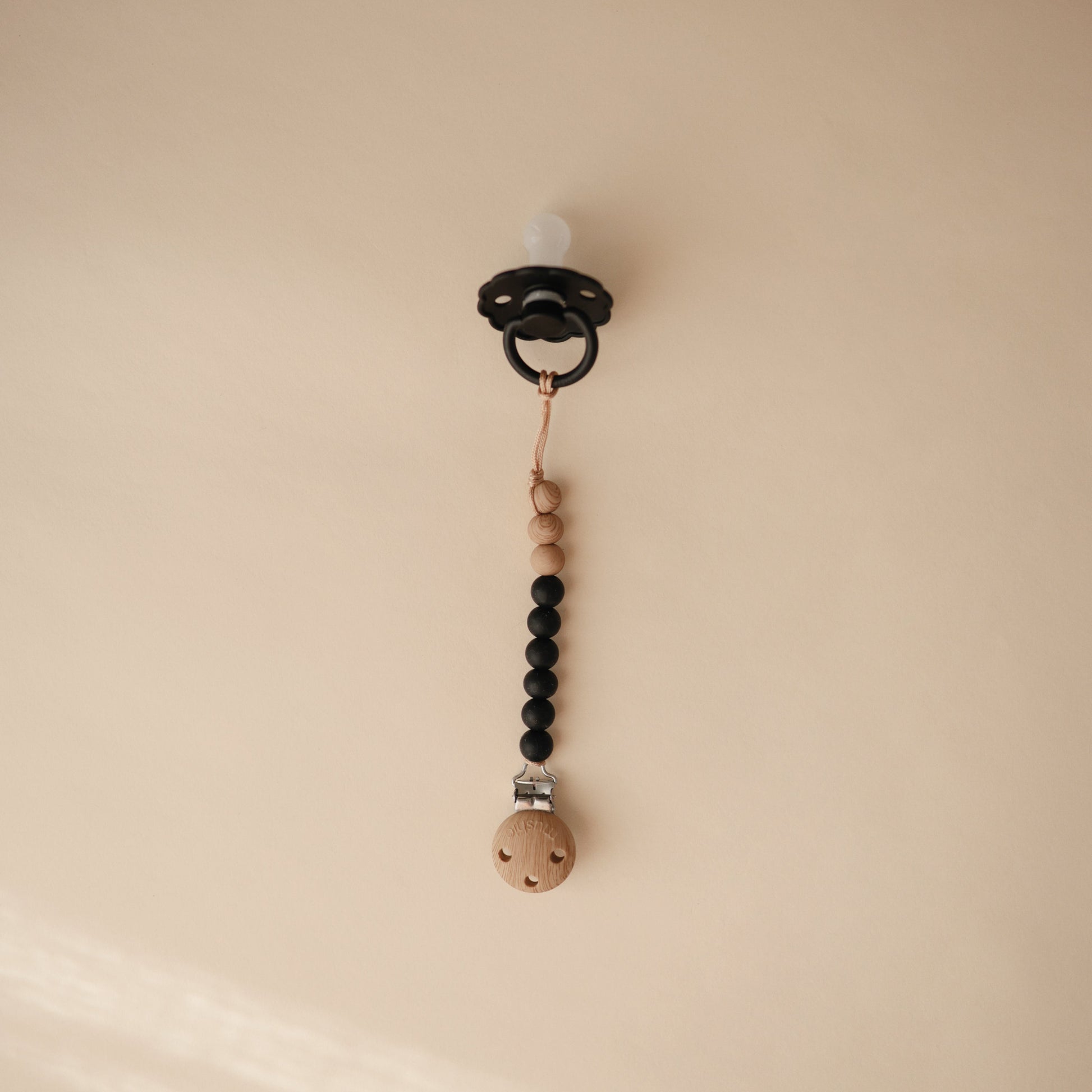 Silicone Pacifier Clip | Eva - Babies in Bloom