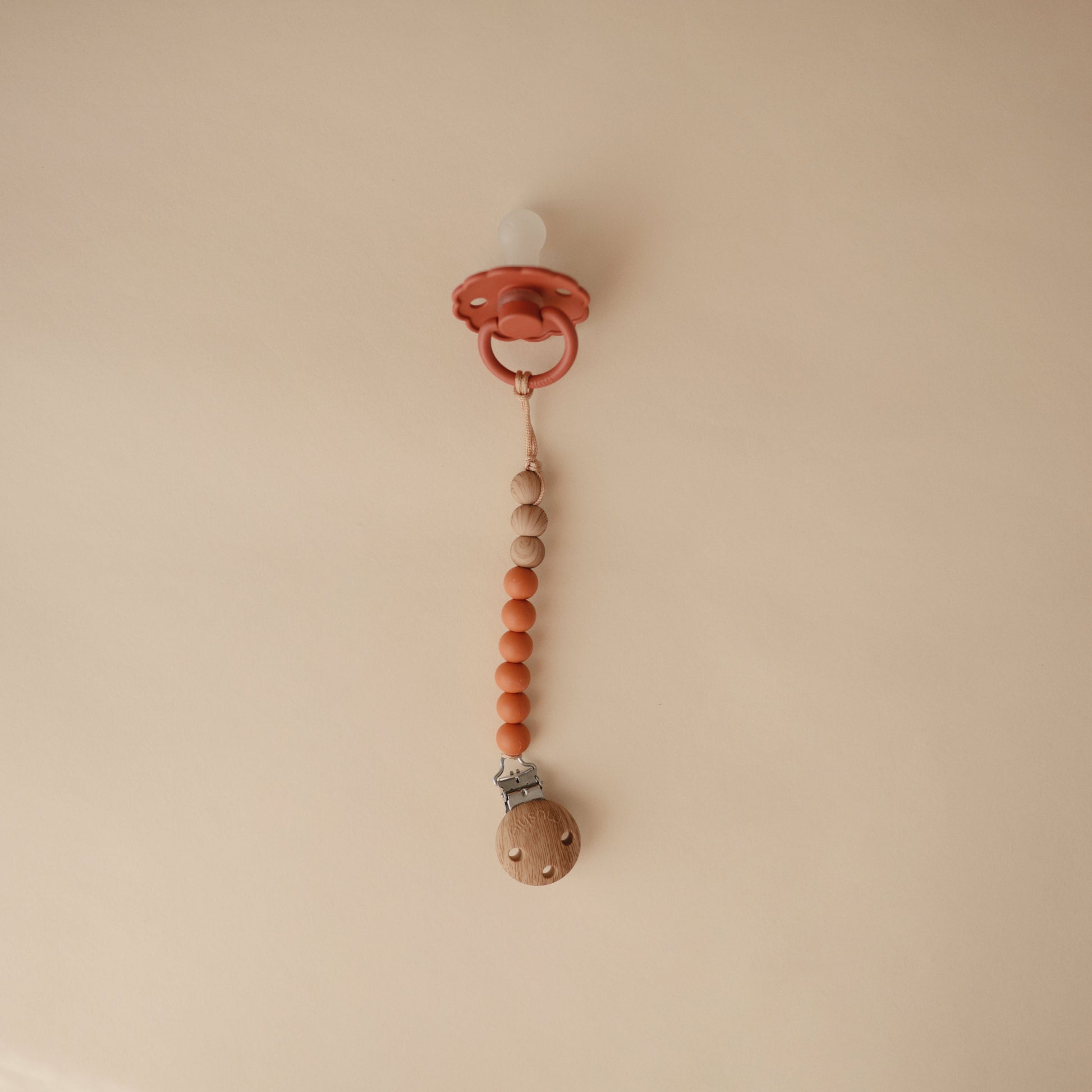 Silicone Pacifier Clip | Eva - Babies in Bloom