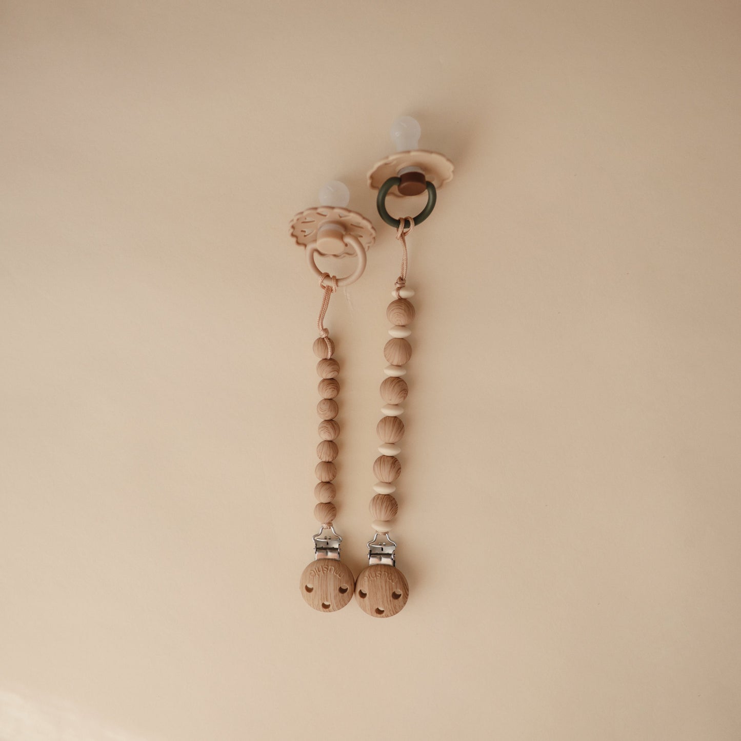 Silicone Pacifier Clip | Eva - Babies in Bloom