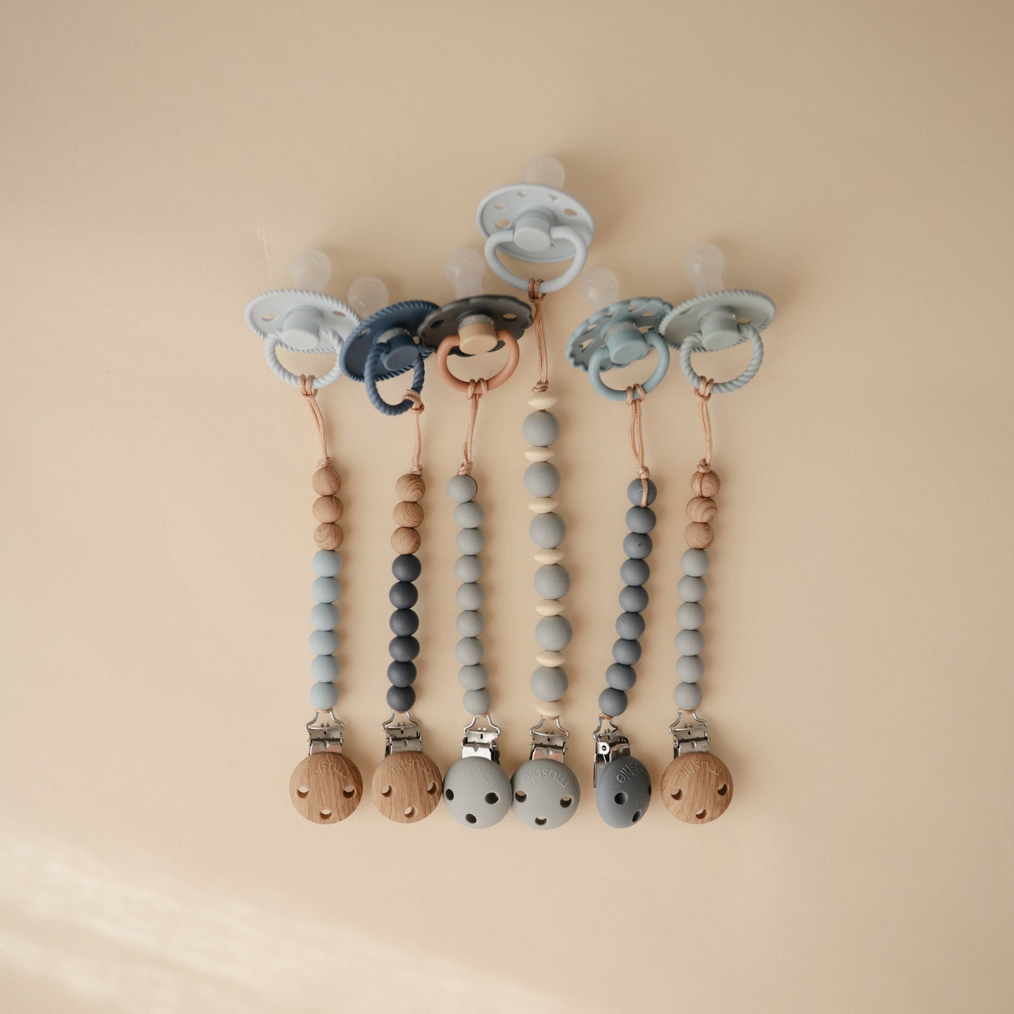 Silicone Pacifier Clip | Eva - Babies in Bloom