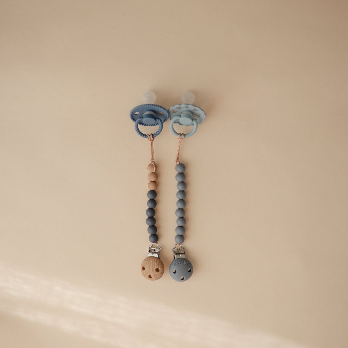 Silicone Pacifier Clip | Eva - Babies in Bloom