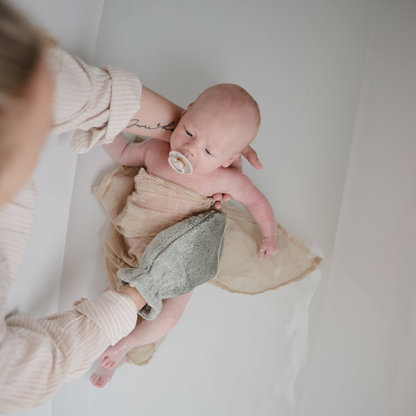 Organic Cotton Bath Mitt - Babies in Bloom