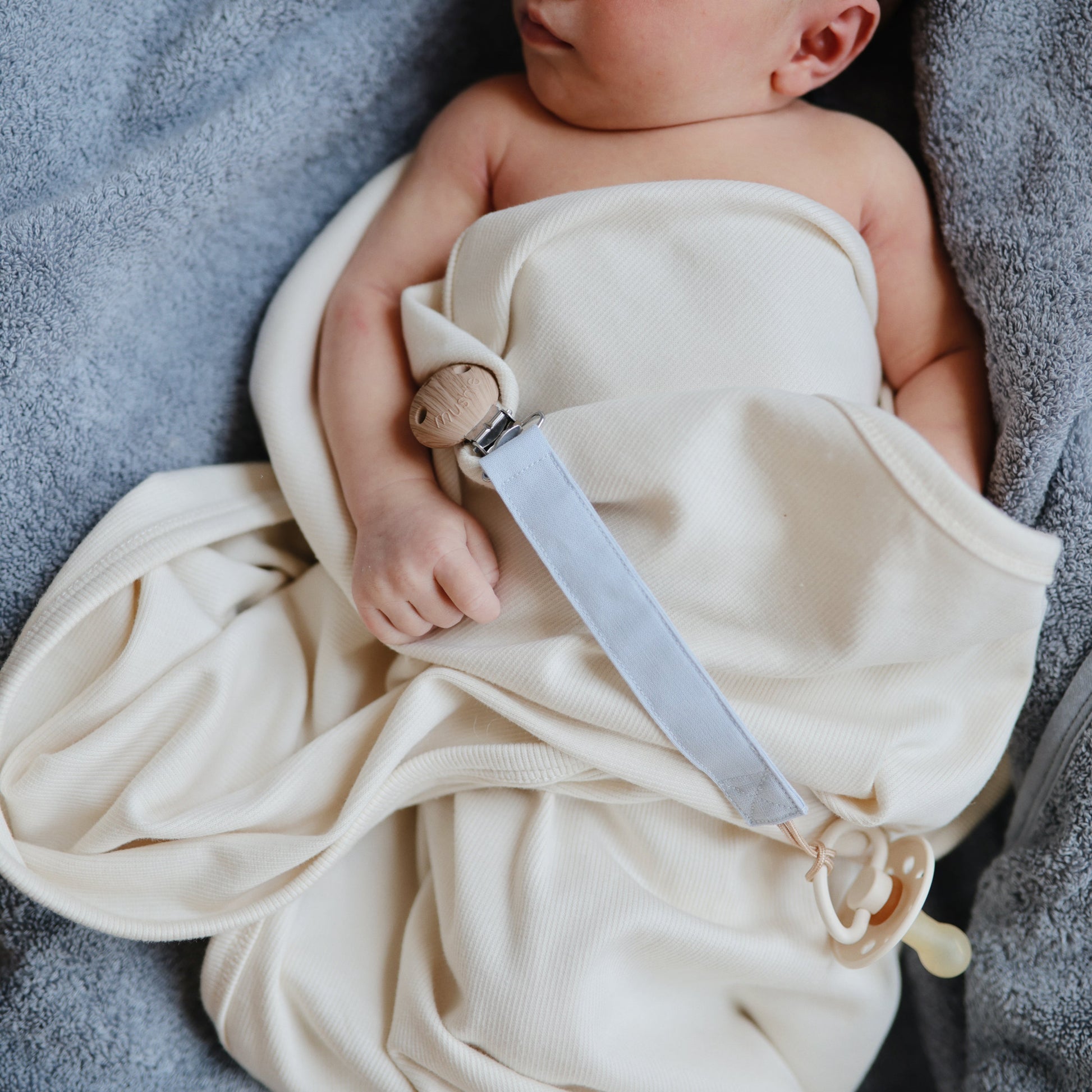 Ribbed Baby Blanket - Babies in Bloom