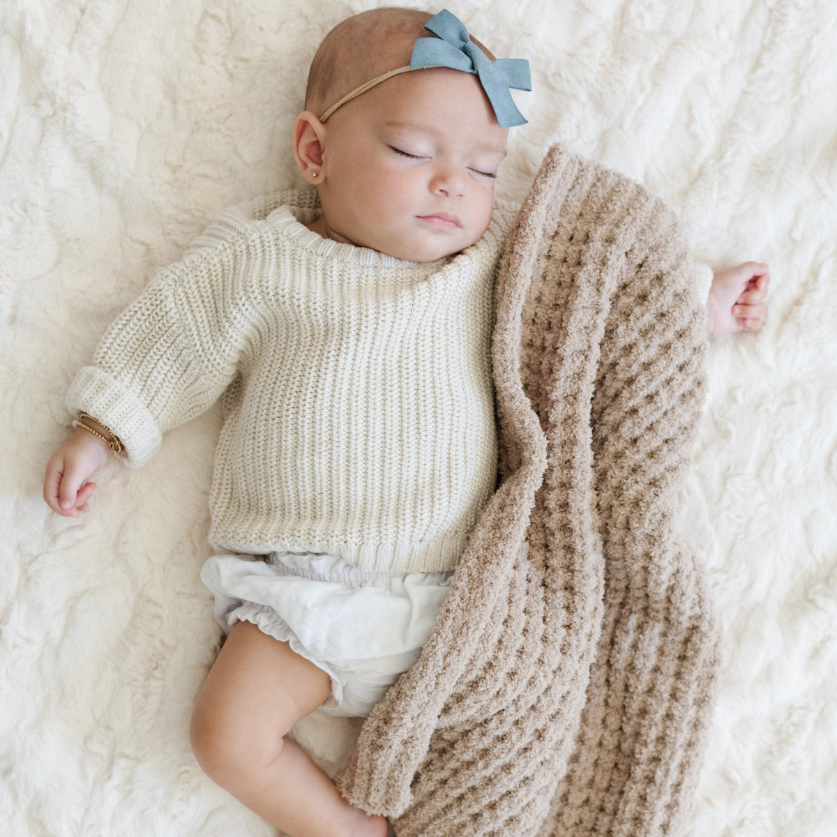 WAFFLE KNIT MINI BLANKETS - Babies in Bloom