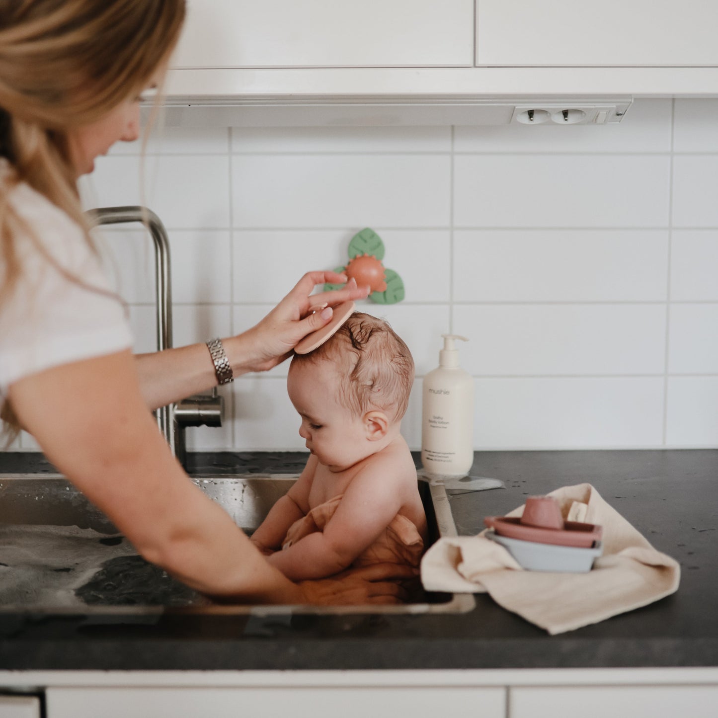 Cradle Cap Brushes - Babies in Bloom